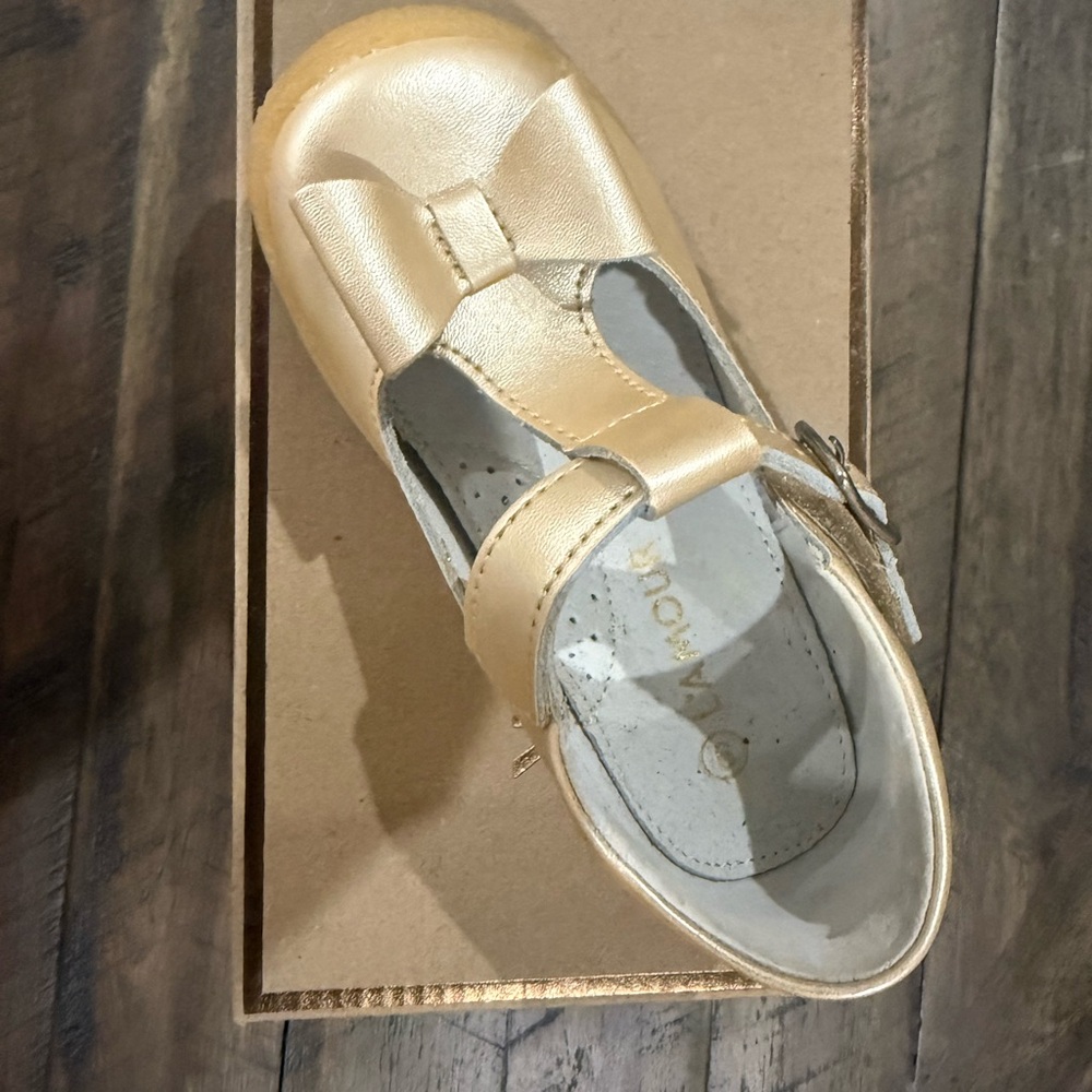 L'Amour Gold Kids Dress Shoes with Bow